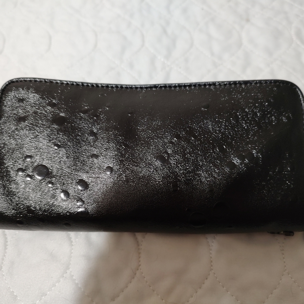 Skull Wallet - Picture 3 of 4